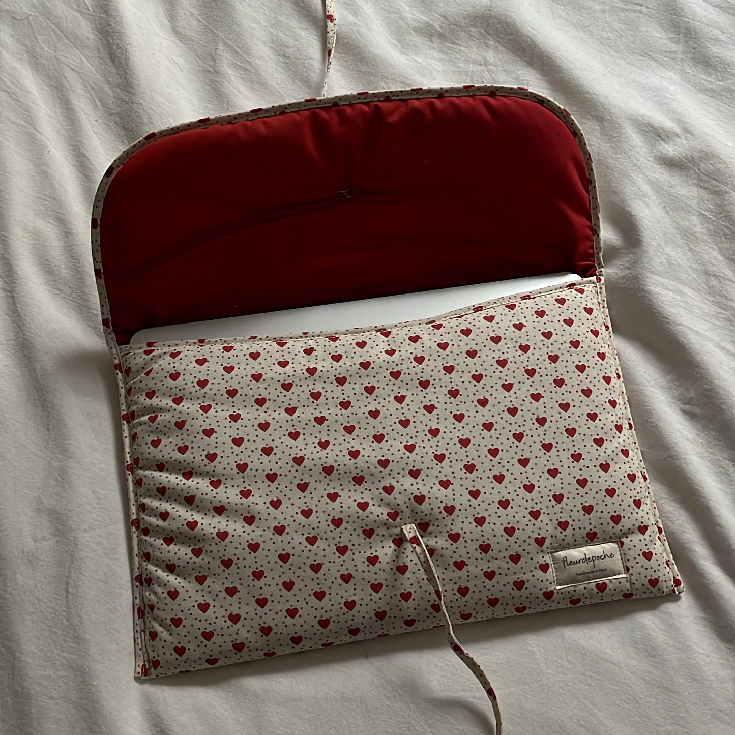 Laptop sleeve