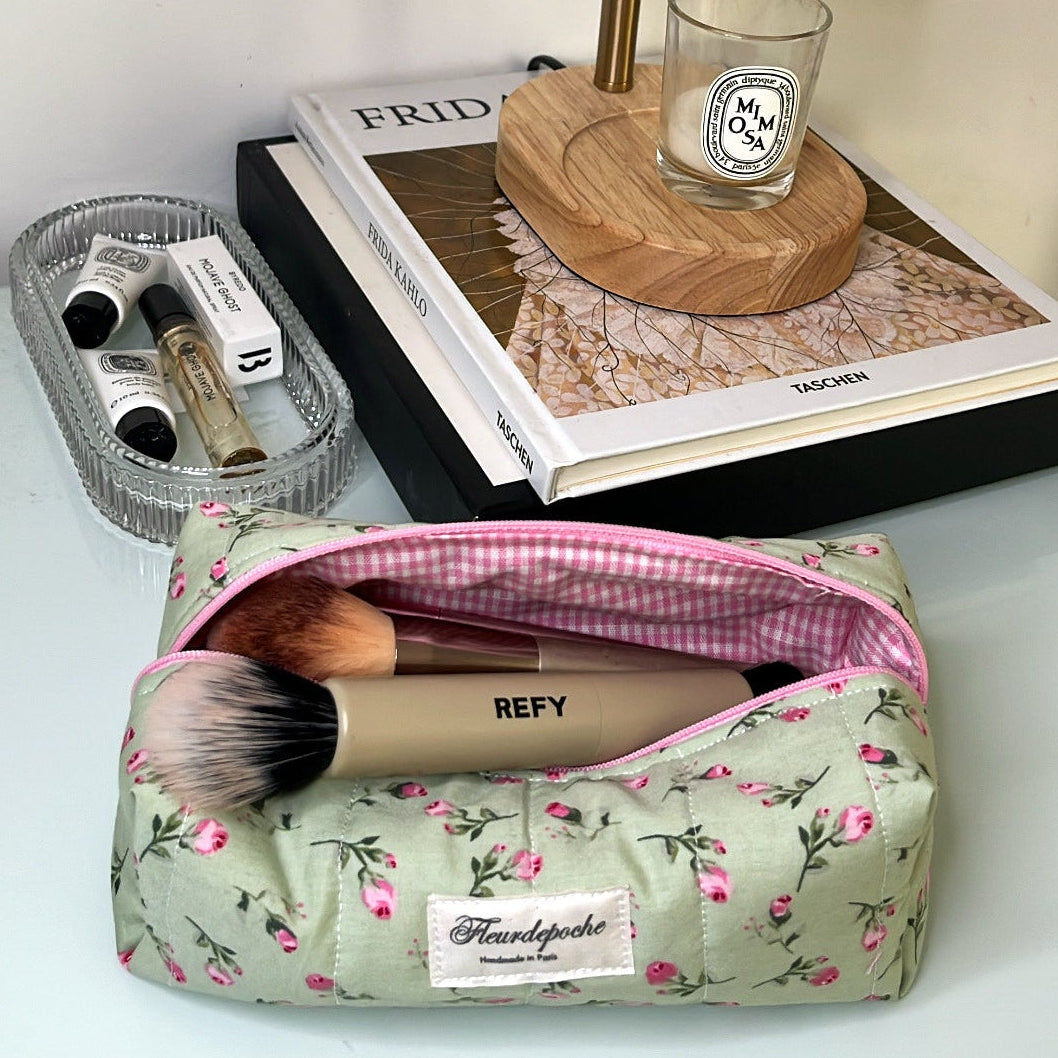 Brushes & Pencil case "jasmin"