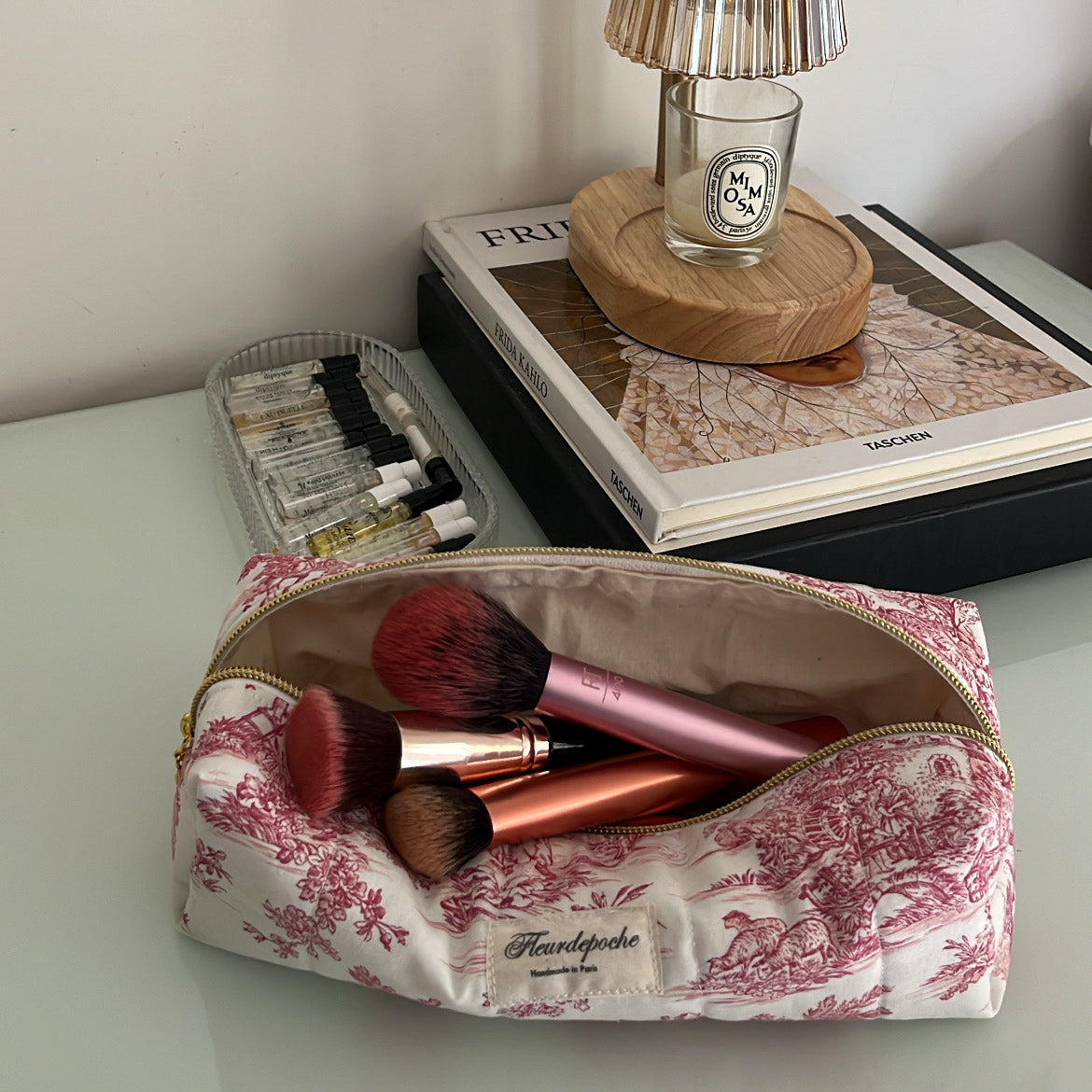 Brush & Pencil case "Red Toile de Jouy”