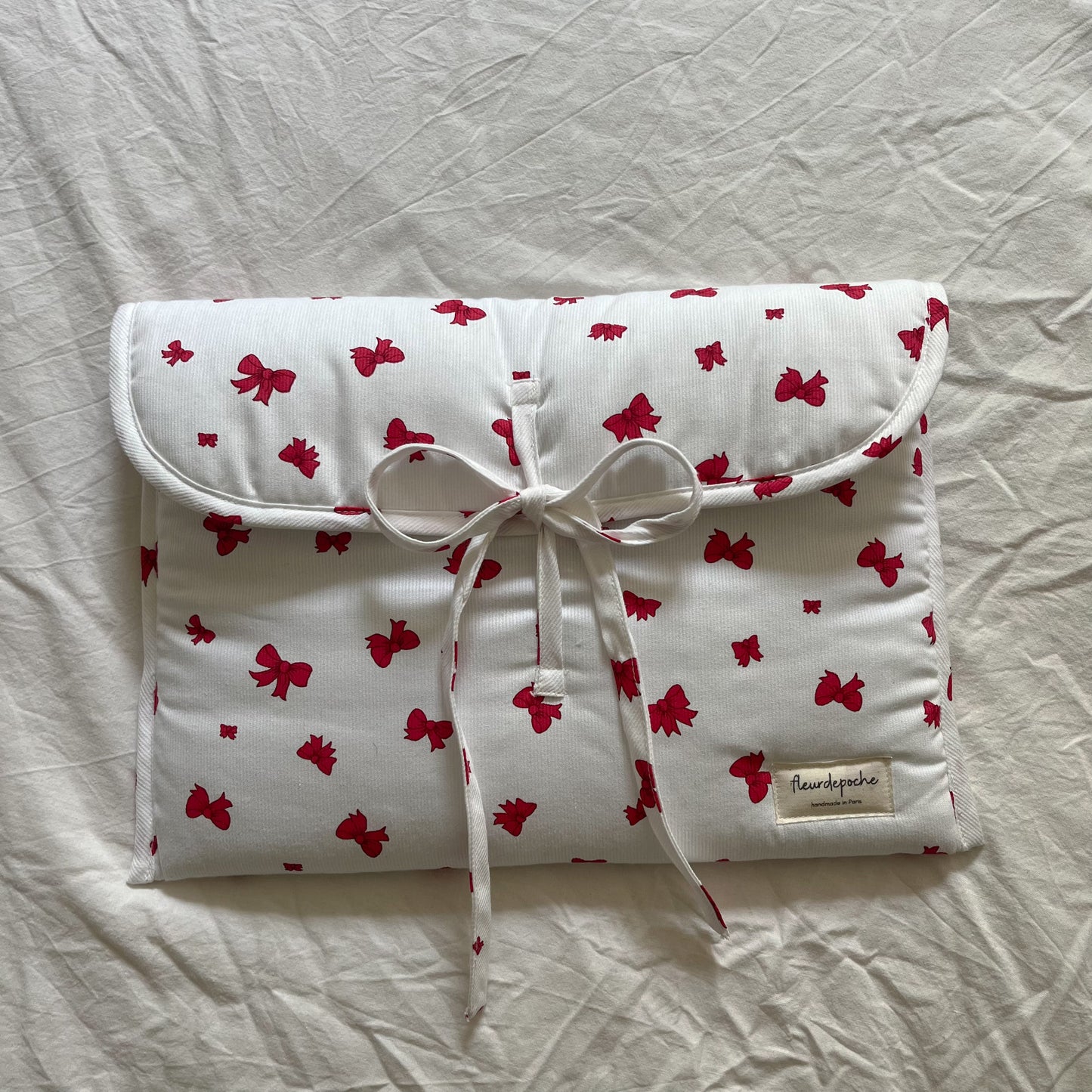 Laptop sleeve